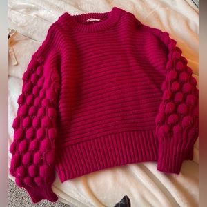 Size Medium Elodie pink sweater